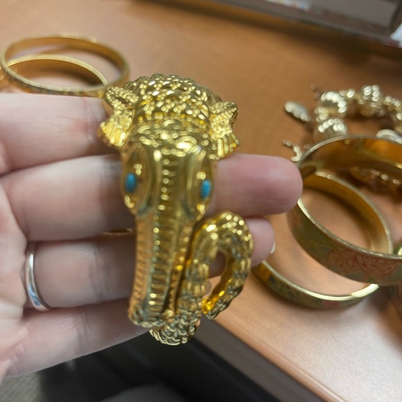 LOT Lilly Pulitzer bracelets 9 gold, and pattern, charm, bracelets & bangles - Picture 4 of 14